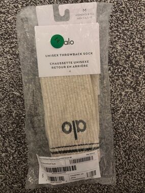 ALO Yoga Unisex Throwback Sock